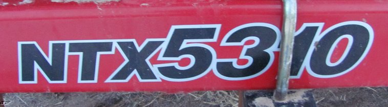 image for item 3019 Case NTX5310 DMI strip till tool bar with nurse tank