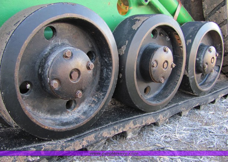 image for item 3022 2000 John Deere 8410T tractor