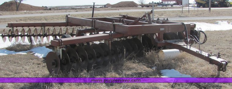 image for item 3027 CrustBuster 18' single offset disc