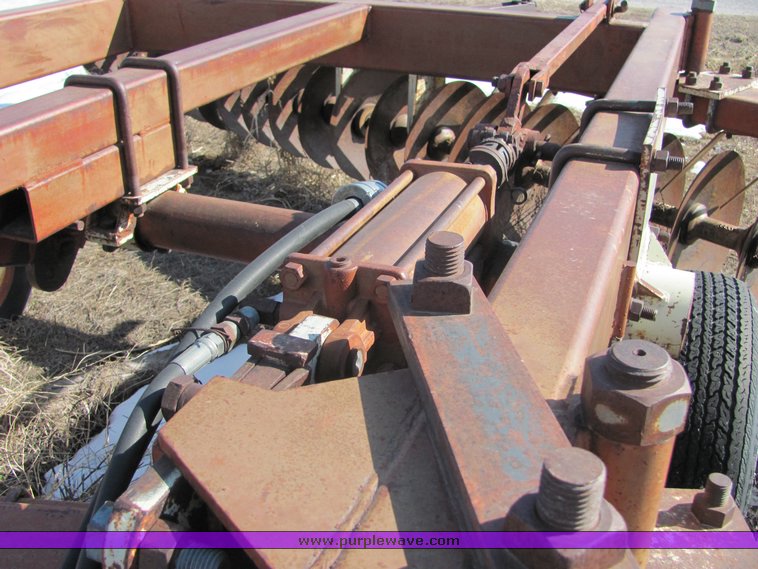 image for item 3027 CrustBuster 18' single offset disc