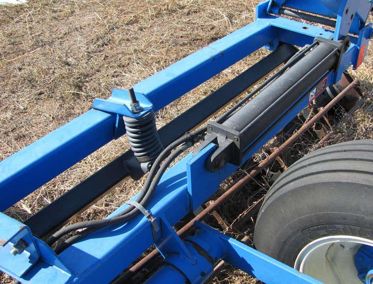 image for item 3029 DMI 32' crumbler