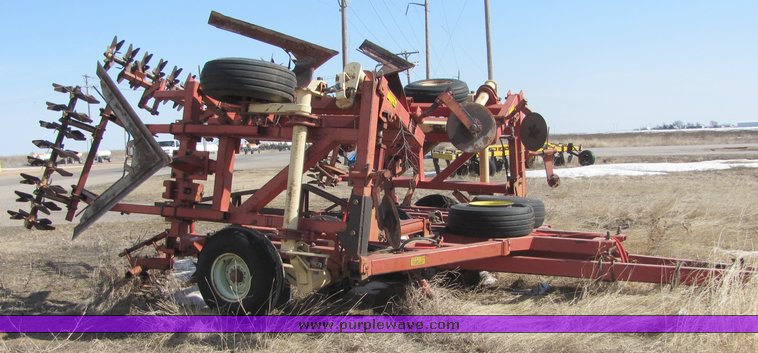 image for item 3030 Krause 3755 35' undercutter with pickers