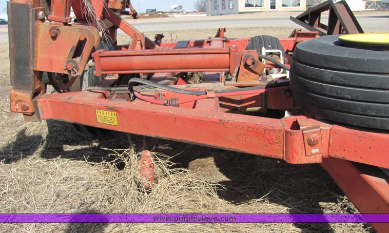 image for item 3030 Krause 3755 35' undercutter with pickers