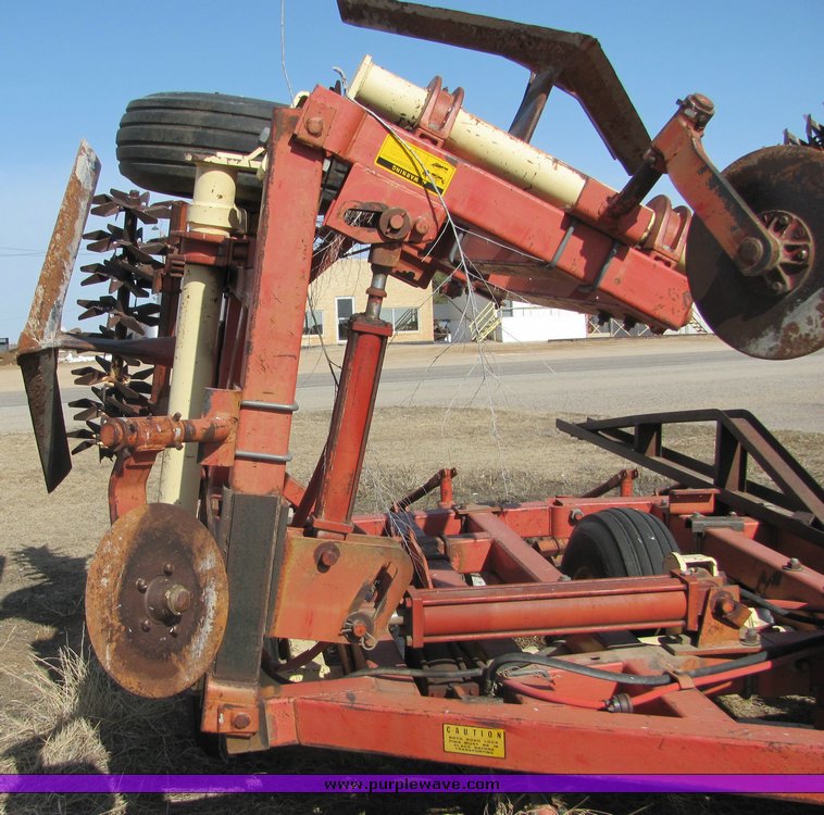 image for item 3030 Krause 3755 35' undercutter with pickers