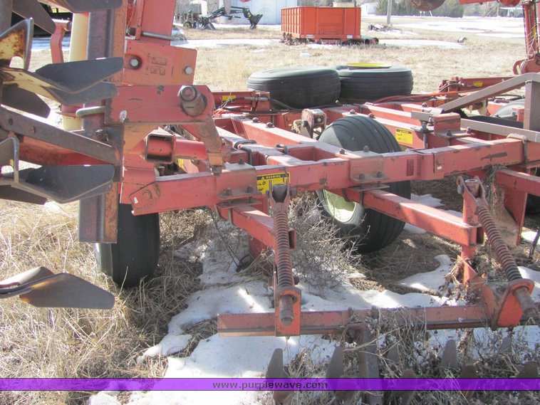 image for item 3030 Krause 3755 35' undercutter with pickers