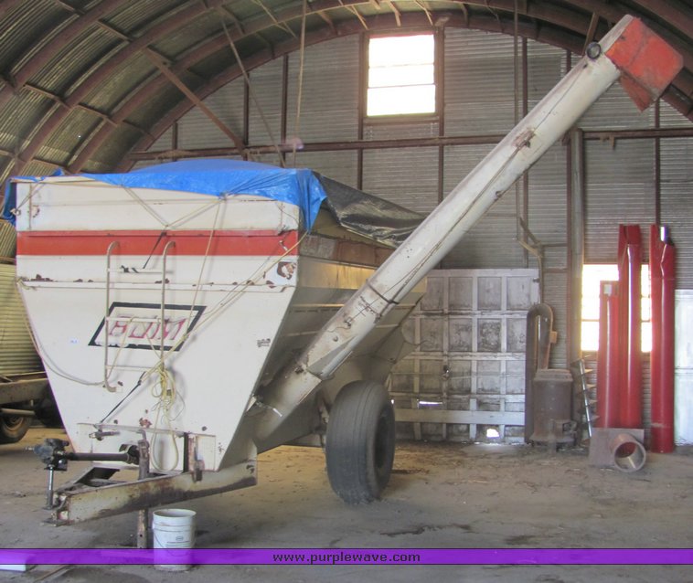image for item 3032 BJM 450C grain cart