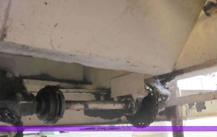 image for item 3032 BJM 450C grain cart