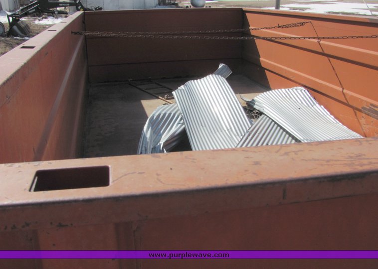 image for item 3033 Knapheide 18' steel bed