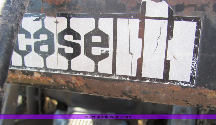 image for item 3034 1999 New Holland TV140 Bidirectional tractor