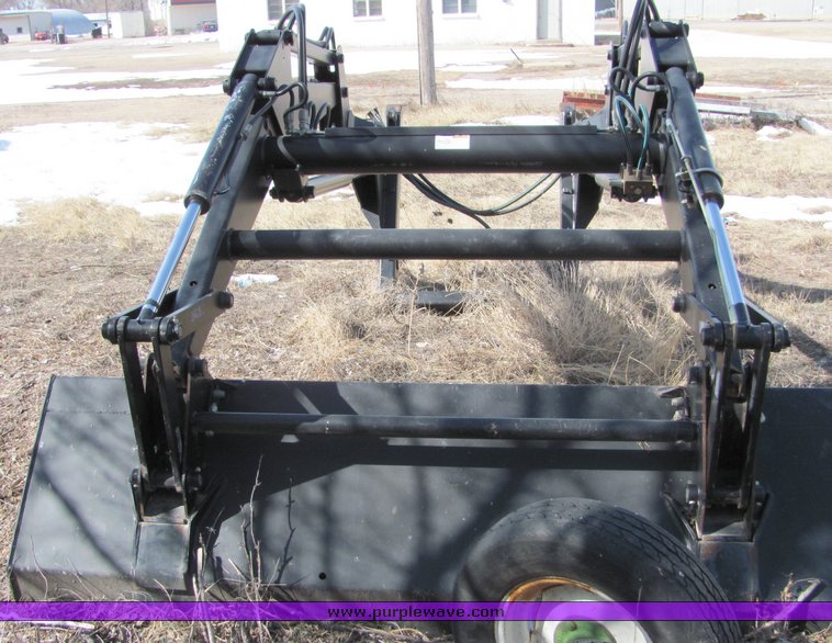 image for item 3034 1999 New Holland TV140 Bidirectional tractor