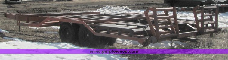 image for item 3036 Donahue combine/swather trailer