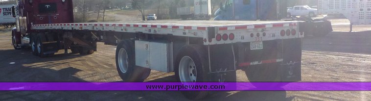 image for item 4001 2000 Wilson 48' flatbed trailer