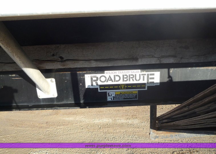 image for item 4001 2000 Wilson 48' flatbed trailer