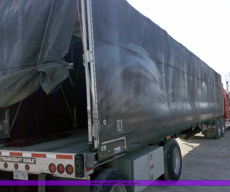 image for item 4007 2002 Transcraft Eagle 48' flatbed trailer