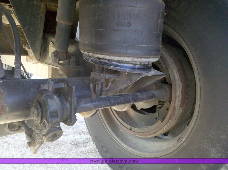 image for item 4007 2002 Transcraft Eagle 48' flatbed trailer