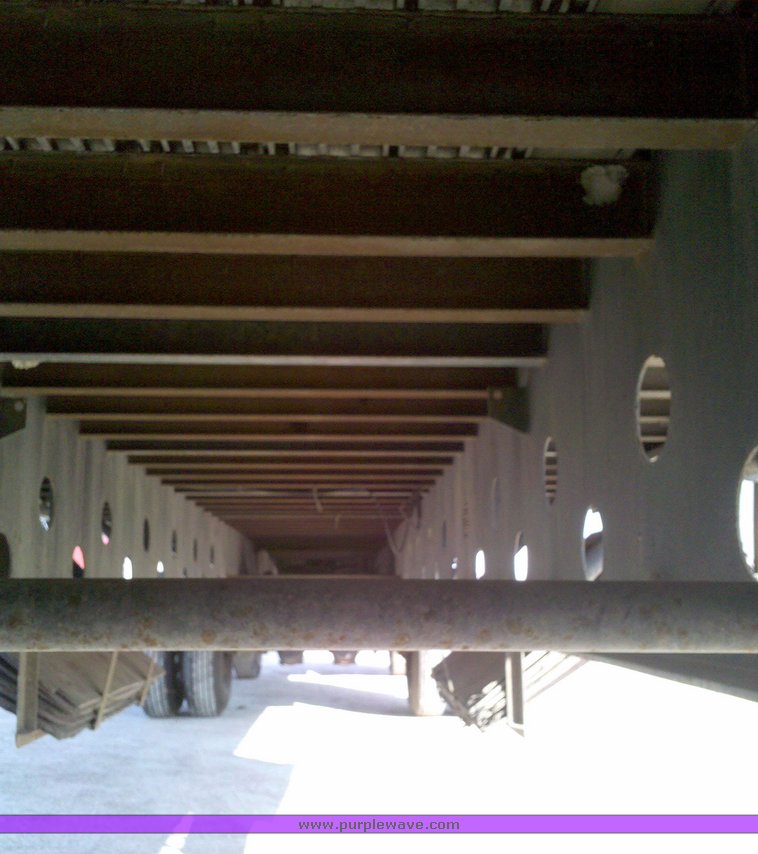 image for item 4007 2002 Transcraft Eagle 48' flatbed trailer