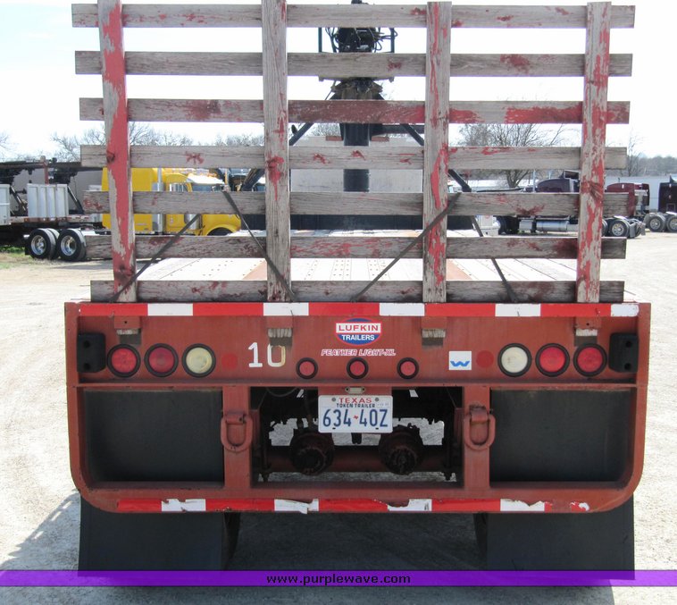 image for item 4009 1999 Lufkin Feather Light XL 40' flatbed trailer