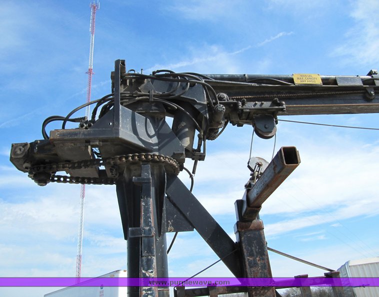 image for item 4009 1999 Lufkin Feather Light XL 40' flatbed trailer