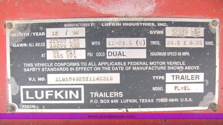 image for item 4009 1999 Lufkin Feather Light XL 40' flatbed trailer