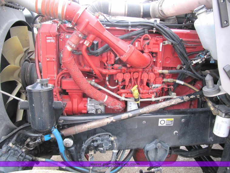 image for item 4010 2005 Kenworth Construct W900B semi tractor