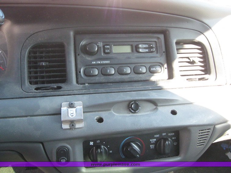 image for item 4235 2003 Ford Crown Victoria Police Interceptor