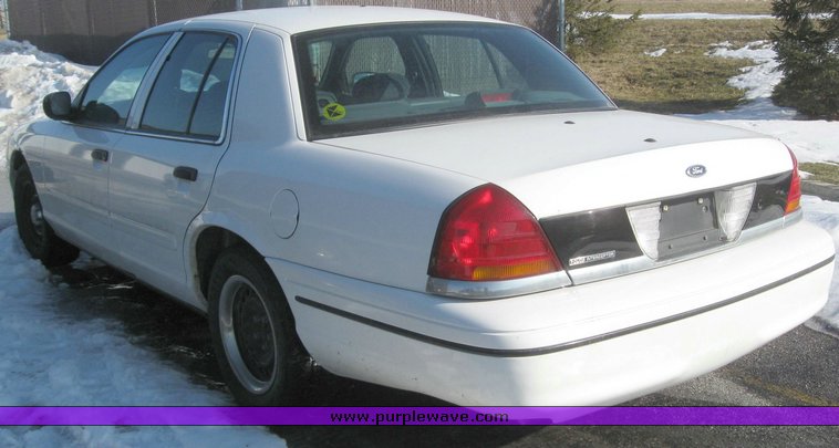 image for item 4236 1999 Ford Crown Victoria Police Interceptor
