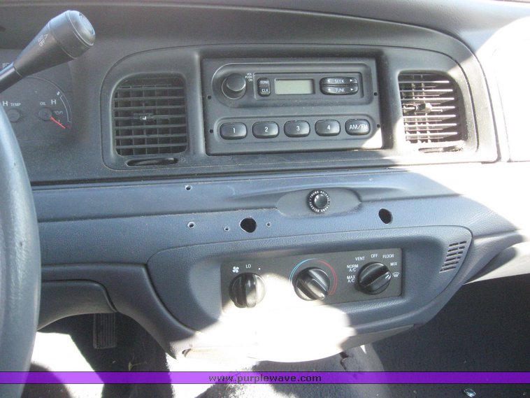 image for item 4236 1999 Ford Crown Victoria Police Interceptor