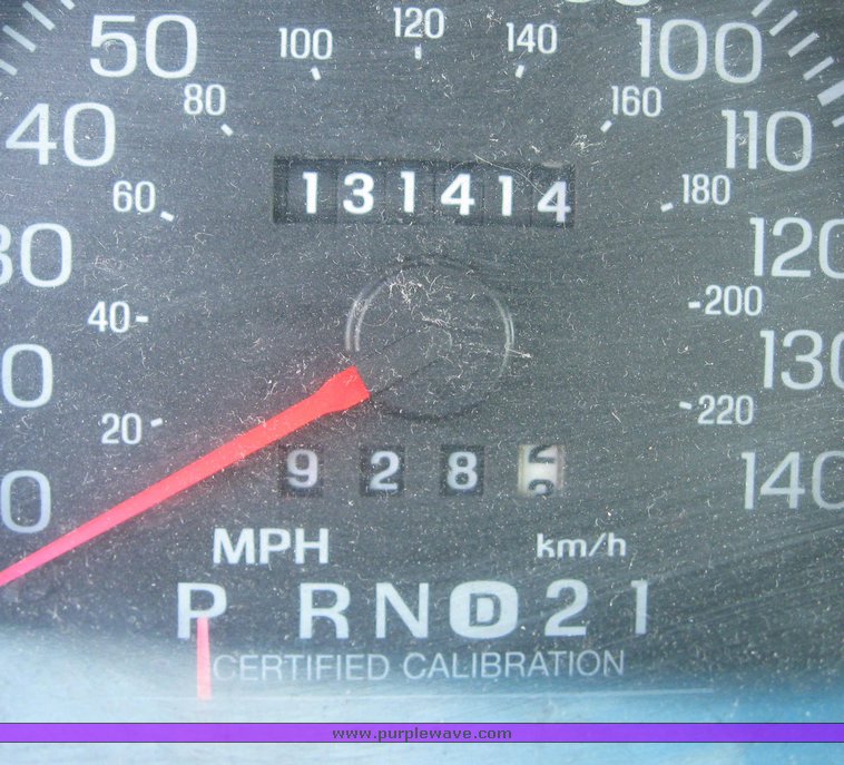 image for item 4236 1999 Ford Crown Victoria Police Interceptor