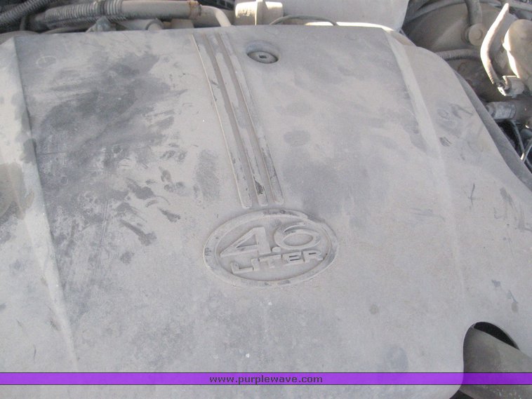 image for item 4236 1999 Ford Crown Victoria Police Interceptor