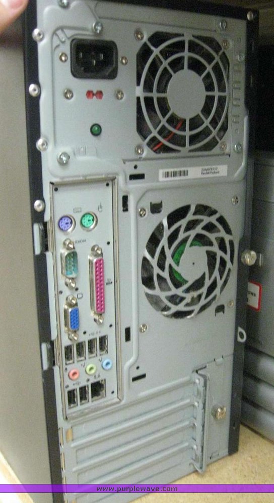 image for item 7903 (4) HP Compaq computers