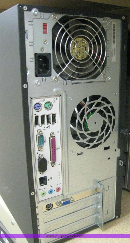 image for item 7906 (5) Compaq computers