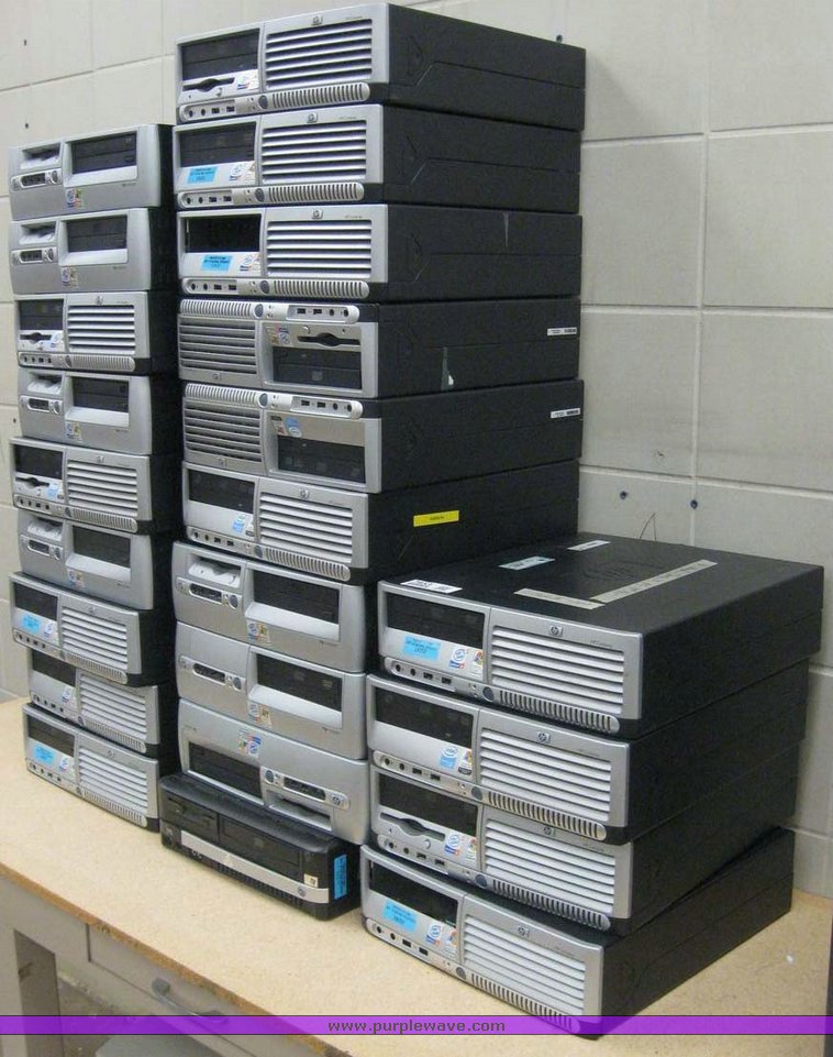 image for item 7953 (22) HP Compaq computers