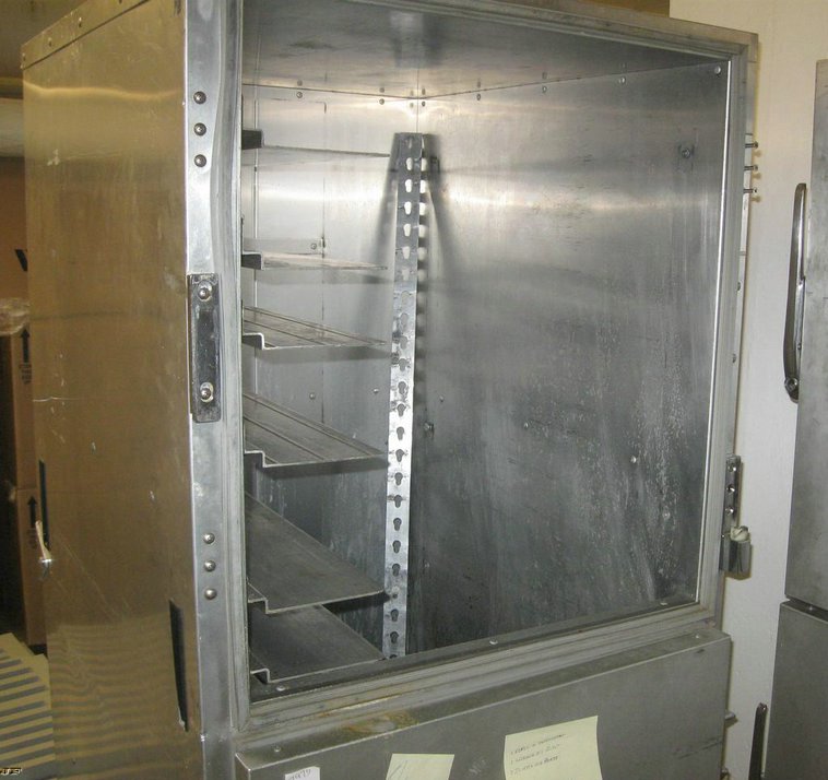 image for item 7975 (6) Cres-Cor hot holding carts