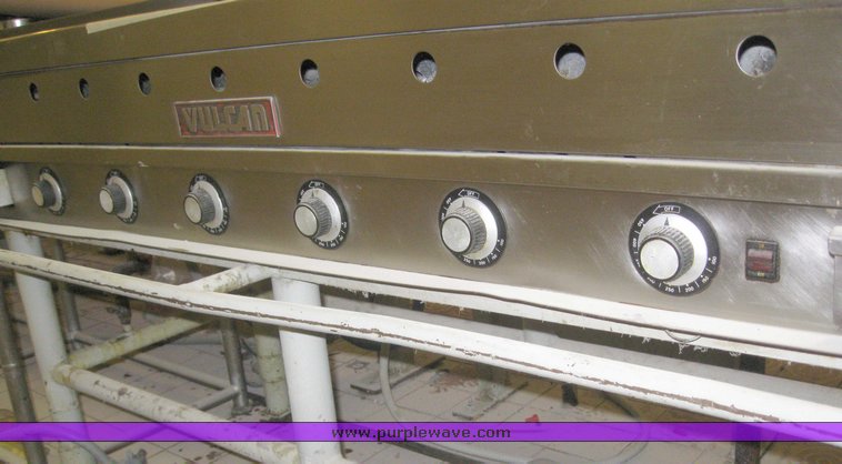 image for item 7978 Vulcan gas grill