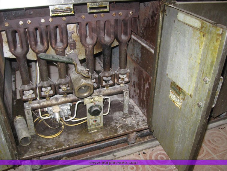 image for item 7979 (5) Pitco Frialator deep fat fryers