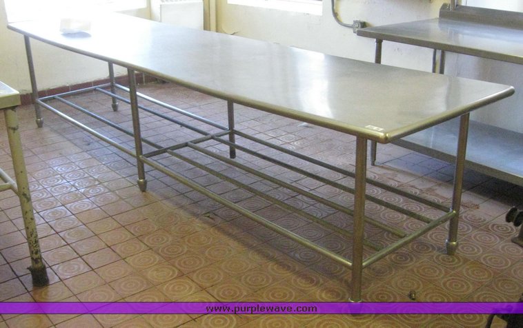 image for item 7981 Stainless steel prep table