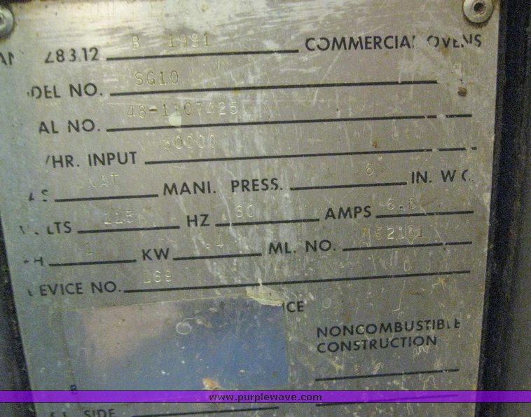 image for item 7983 Vulcan gas convection oven