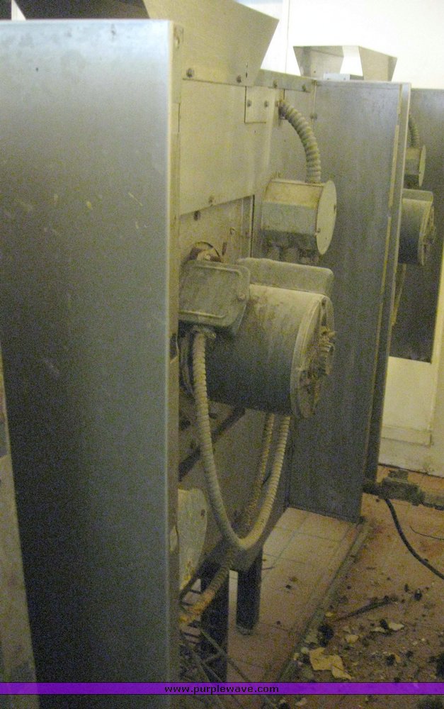 image for item 7984 Vulcan gas convection oven