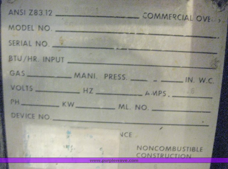 image for item 7985 Vulcan gas convection oven