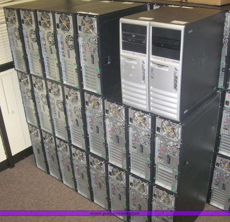 image for item 8057 (18) HP Compaq computers