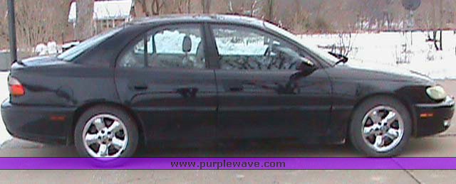 image for item 1001 1998 Cadillac Catera