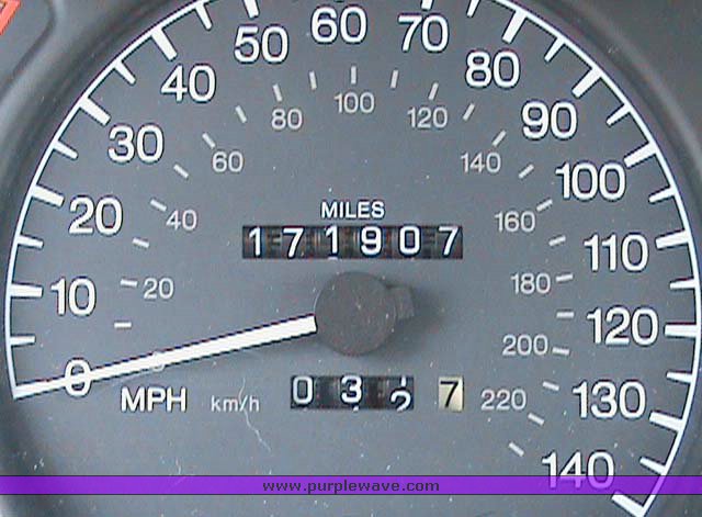 image for item 1001 1998 Cadillac Catera