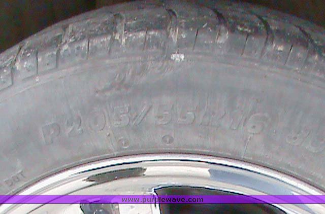 image for item 1001 1998 Cadillac Catera