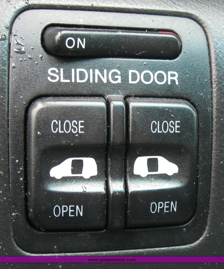 image for item 2094 2001 Honda Odyssey EX