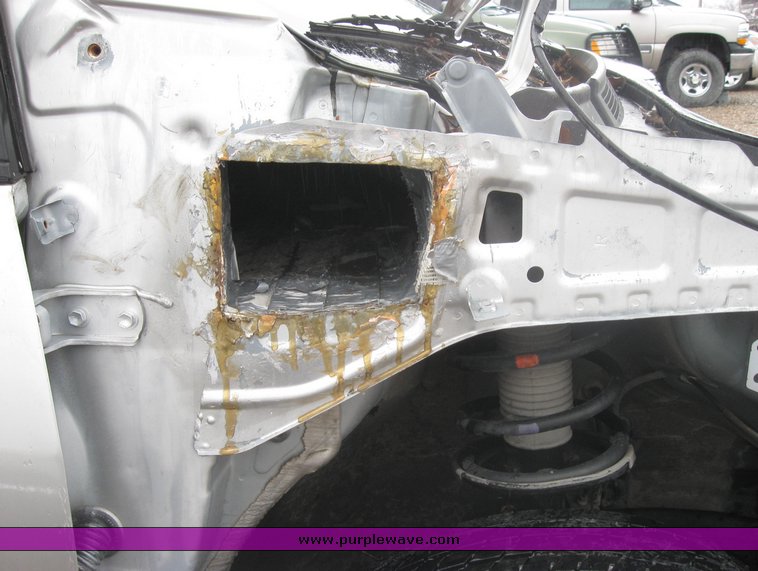 image for item 2096 2004 Toyota Sienna