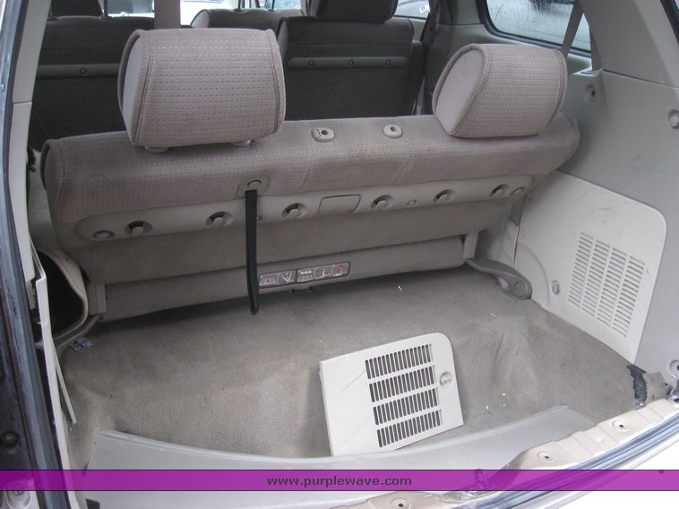 image for item 2097 2005 Nissan Quest SE