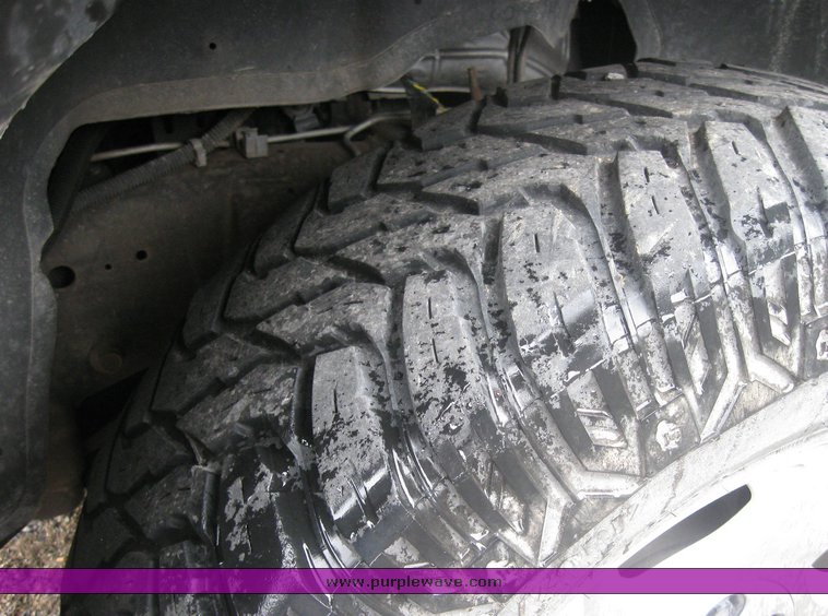 image for item 2099 2003 Chevrolet Avalanche K1500