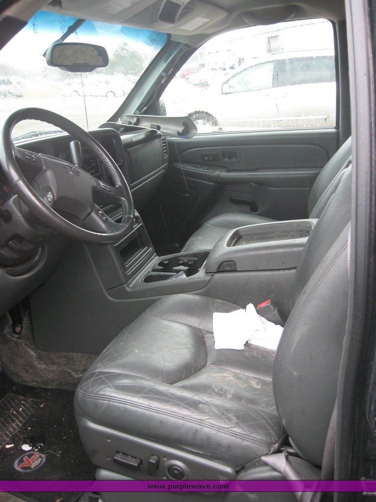 image for item 2099 2003 Chevrolet Avalanche K1500