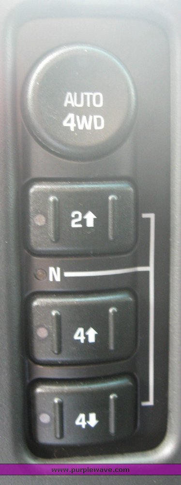 image for item 2099 2003 Chevrolet Avalanche K1500