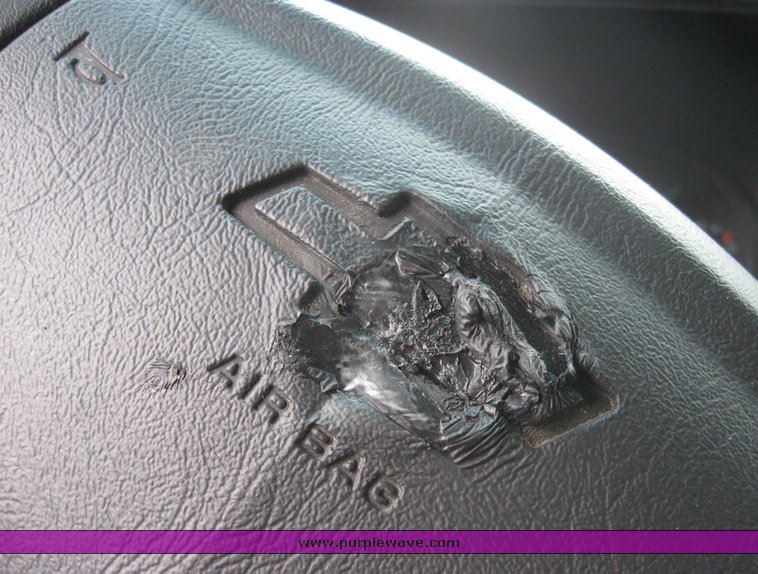 image for item 2099 2003 Chevrolet Avalanche K1500